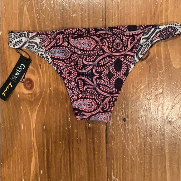 NWT Gypsy 05 bikini - Picture 5 of 6